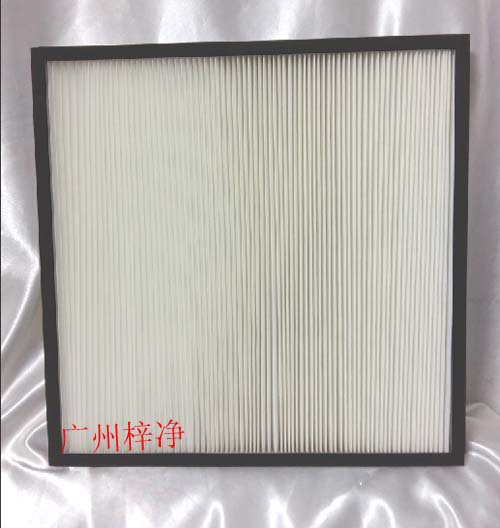 板式中效過濾器設(shè)計(jì)特點(diǎn)：風(fēng)量大、阻力小、結(jié)構(gòu)堅(jiān)固、可重復(fù)清潔使用。