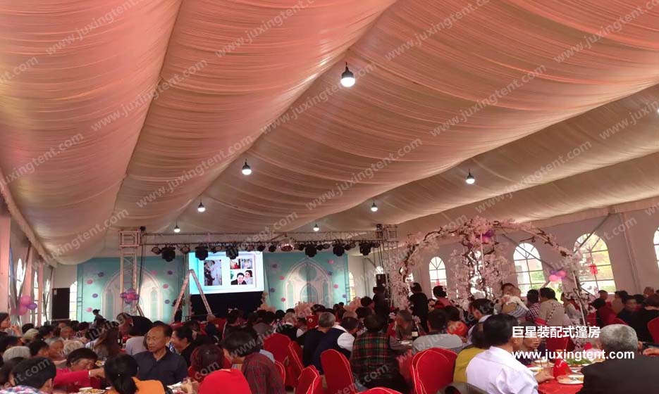 如何選擇戶外婚禮篷房廠家